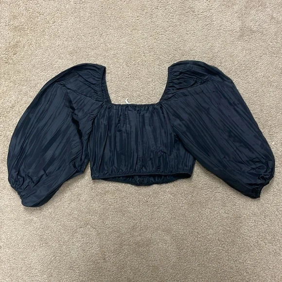 Show Me Your MuMu women cropped shirt. Small. NWT! - Picture 6 of 6